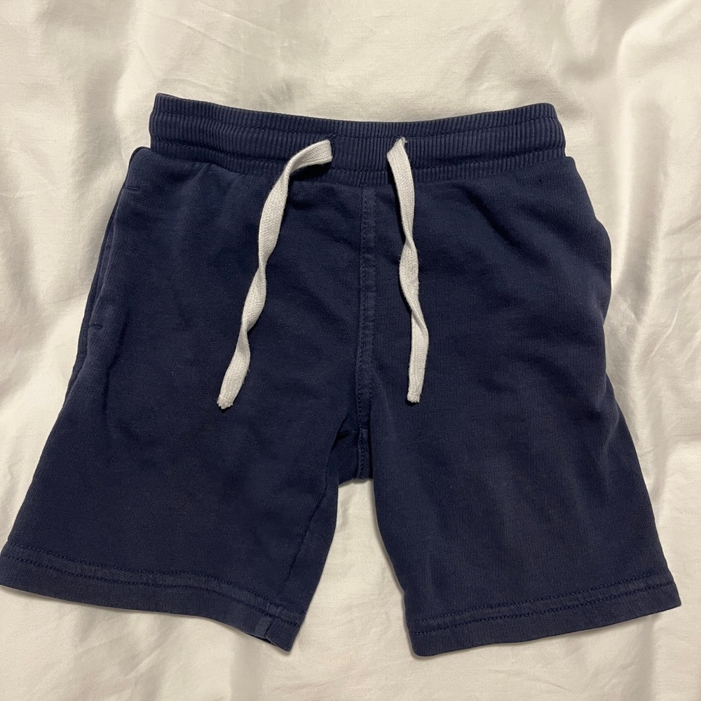 4/$20 H&M basics navy blue shorts 3-4Y